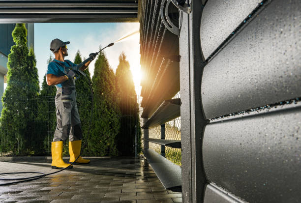 Roof Power Washing Services in Irvine, CA