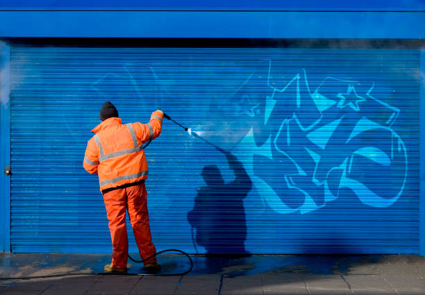 Best Garage Pressure Washing  in Irvine, CA