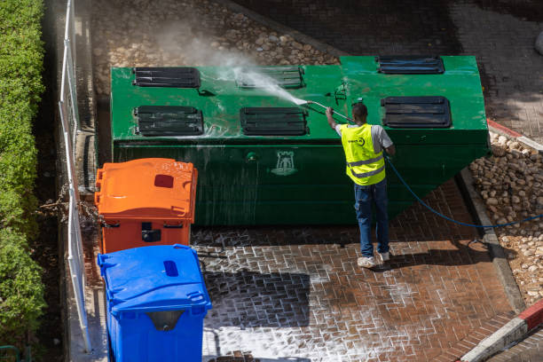 Best Roof Pressure Washing  in Irvine, CA